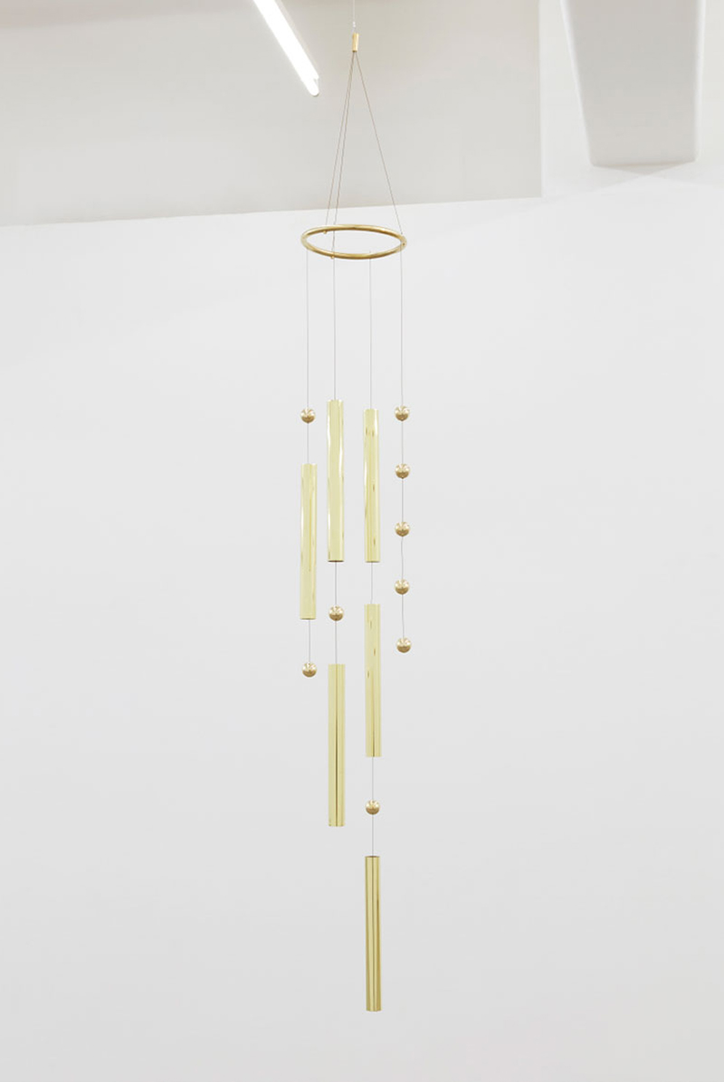 QRK5 (Loud and clear), 2017, Brass bells and steel wire, 189 x 22 x 22 cm. Courtesy of the artist and Anna Schwartz Gallery